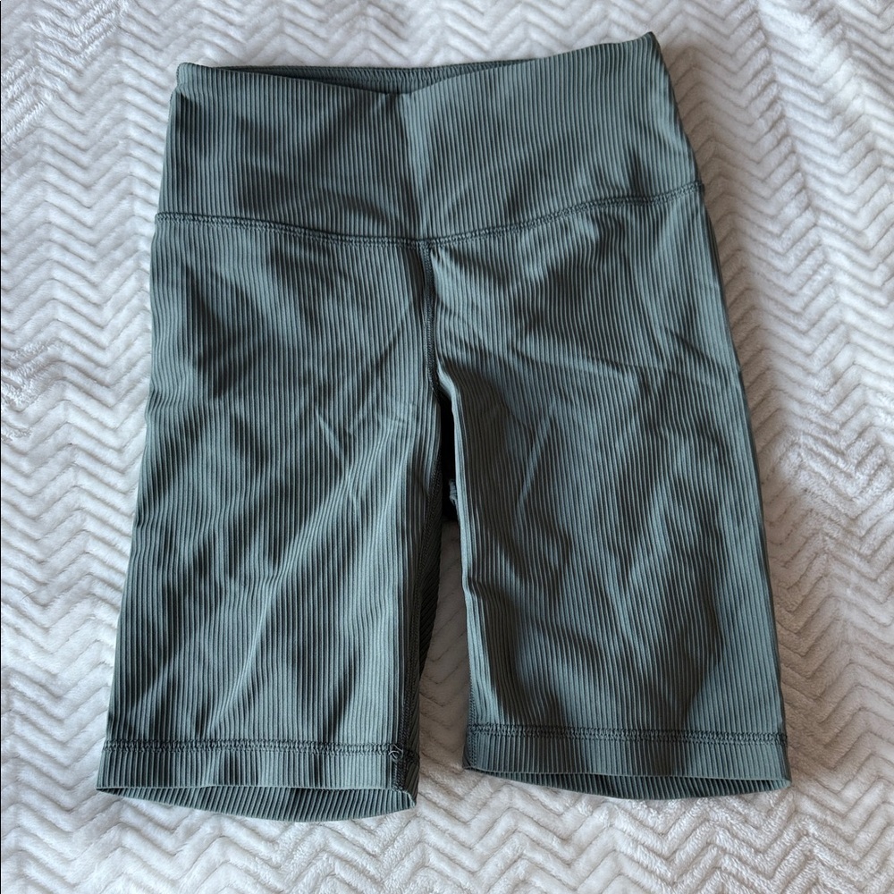 90 Degree By Reflex Ribbed Olive Bike Shorts